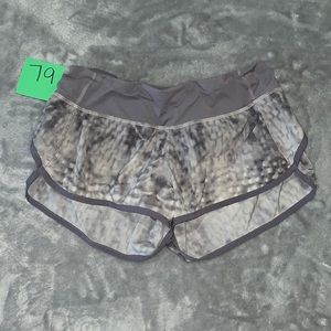 Lululemon speed short shorts. Grey and white. Size 4. 2 1/2 inch inseam.
